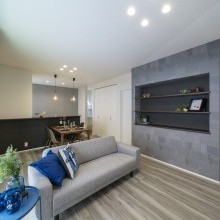 充実収納で快適に暮らせる コンパクトなシンプルモダンの平屋