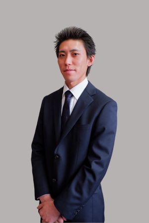 山崎　悠太